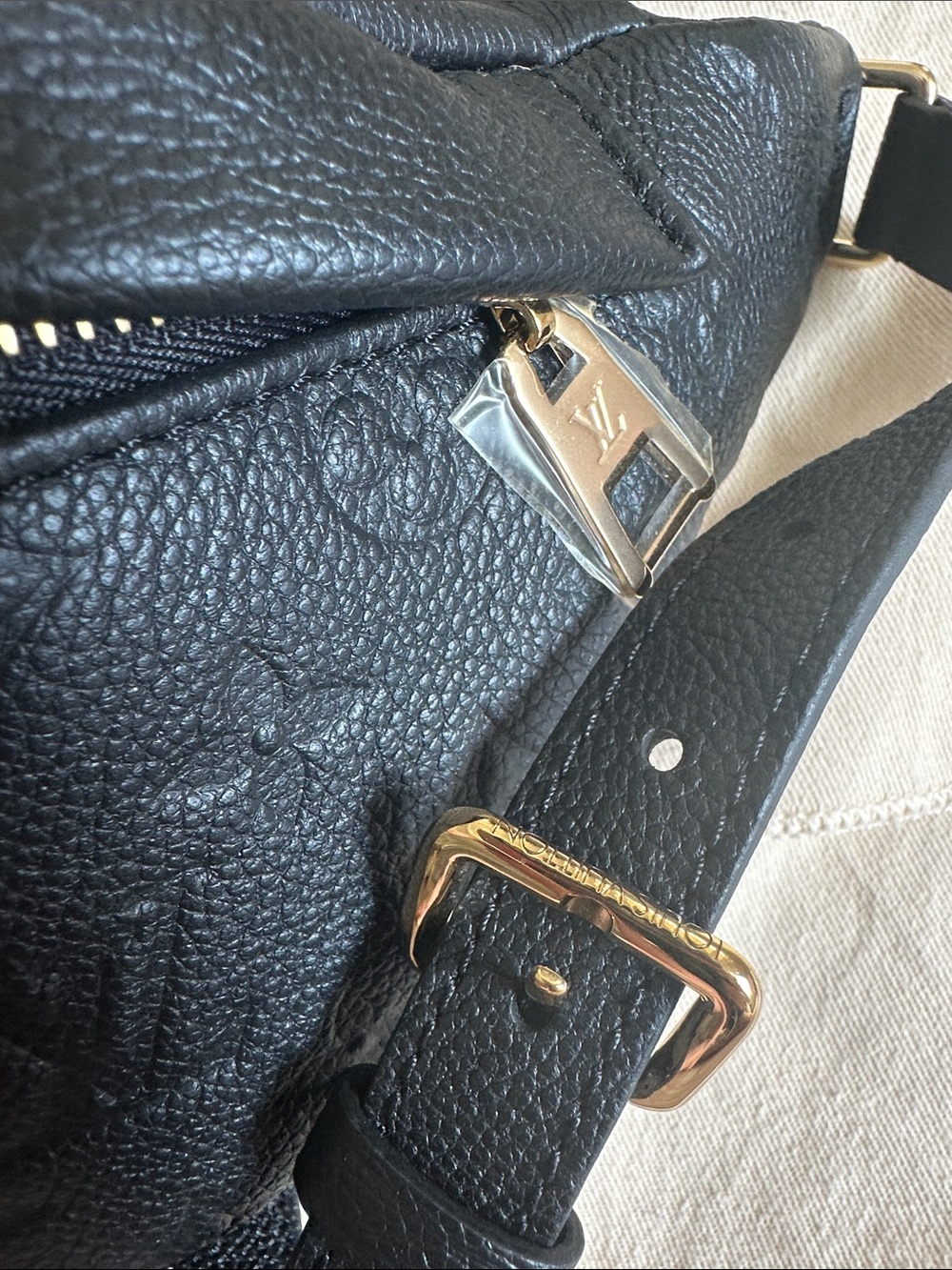 Louis Vuitton Black Monogram Empreinte Crossbody Bum Bag - Picture 9 of 10